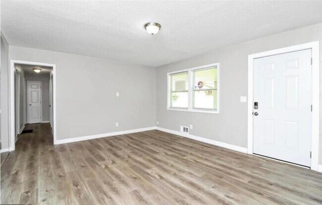 Photo - 3711 Daisy Dr