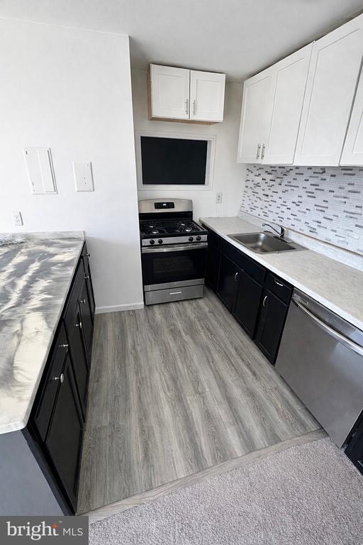 Photo - 4423 Romlon St Unit 202