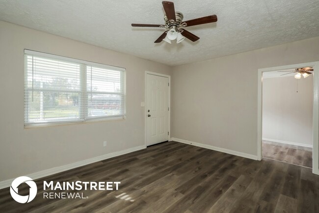 Photo - 6247 Bartholf Ave