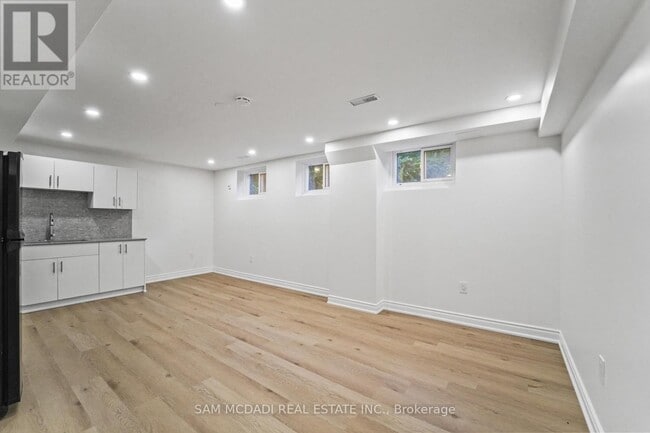 Photo - 1821 Christopher Rd