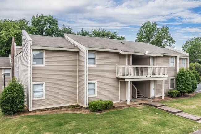 Cedarwood Apartments