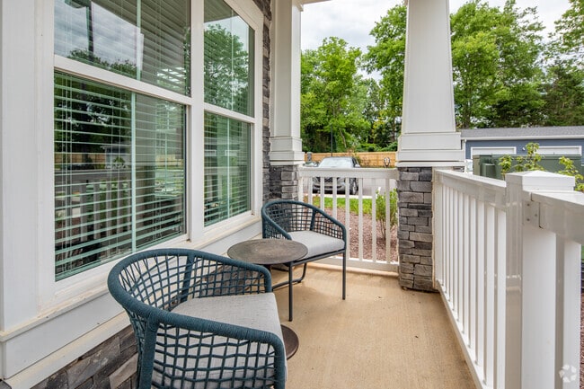 2HAB, 2BA - Shenandoah - 1.209SF - Patio