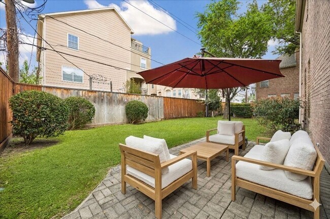 5638 Avalon Way