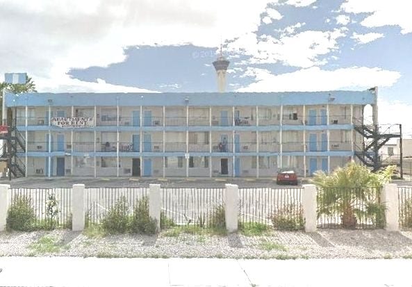 Building Photo - CUTE ARTS DISTRICT STUDIOS Rental