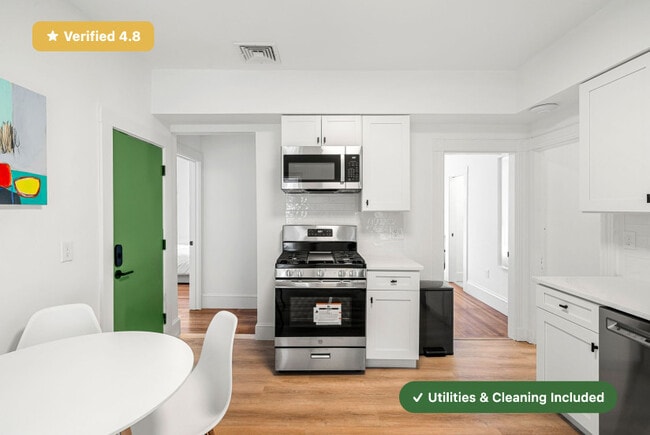 Photo - New RoostUp Furnished Private Bedroom with Private Bath in Dorchester, Boston!