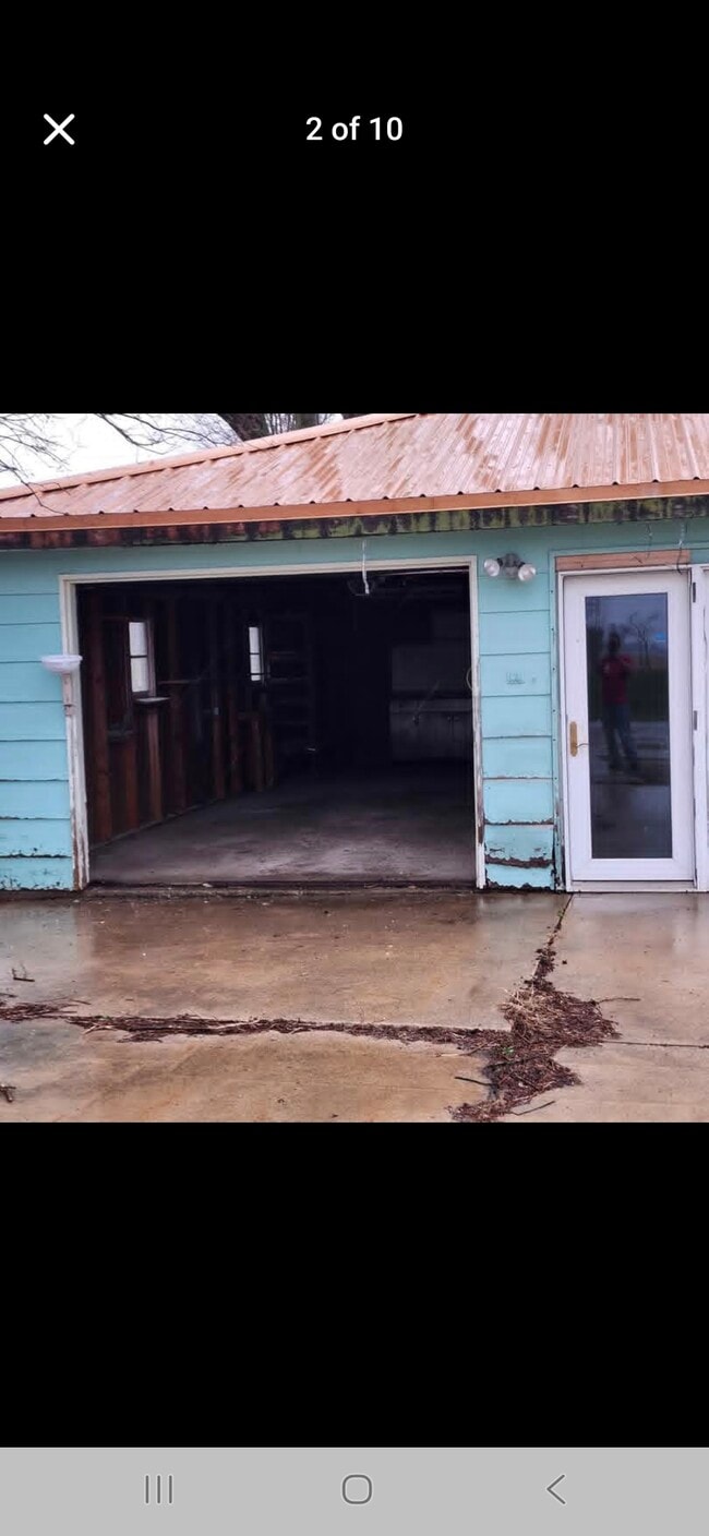 Photo - 306 2nd St