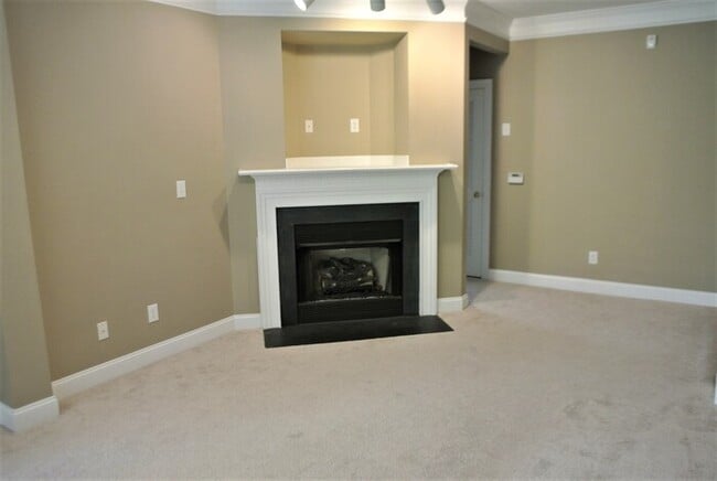 Photo - 1621 Providence Glen Dr