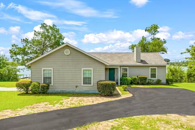 Photo - 270 Silver Lake N