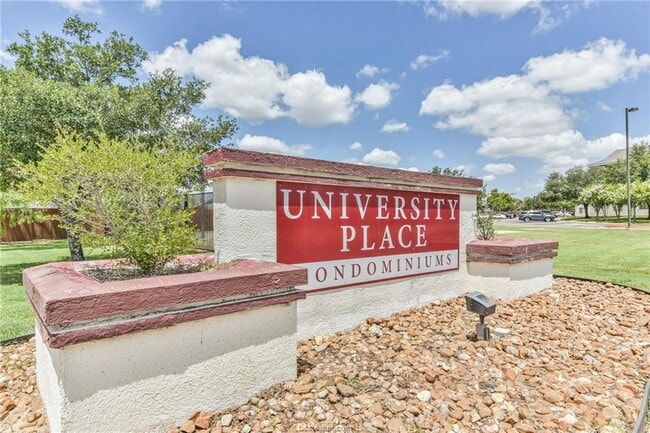 Photo - 529 Southwest Pkwy Unidad 203