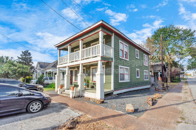 Photo - 2202 Kane St