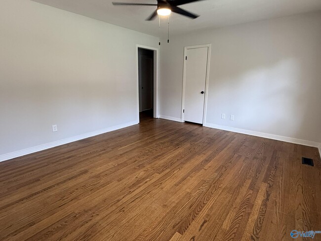 Photo - 1911 Bluebird Ave NW