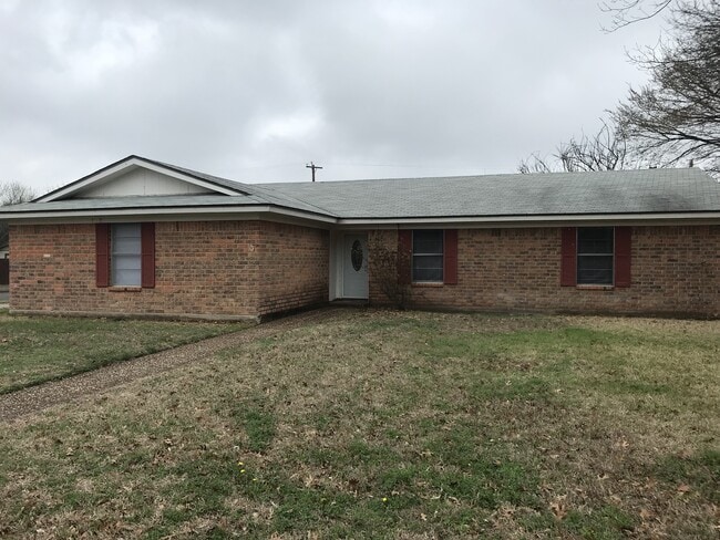 Building Photo - Single Family Home
