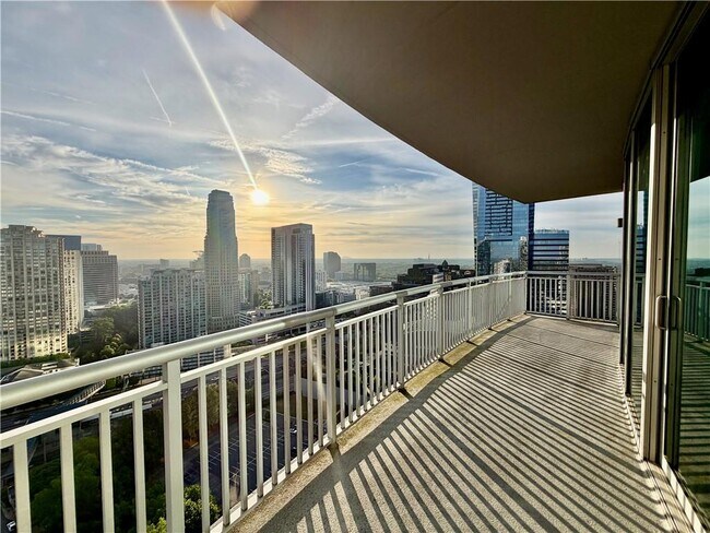 Photo - 3338 Peachtree Rd NE Unit 3205