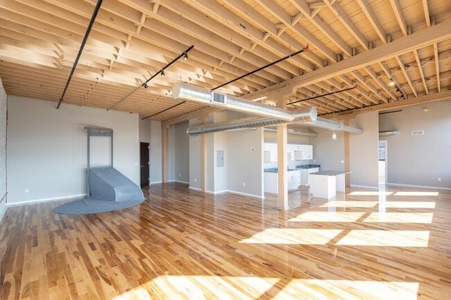 Building Photo - 116 N 4th St Unit 216