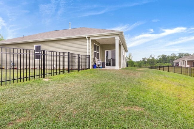 Photo - 428 Bearskin Ct