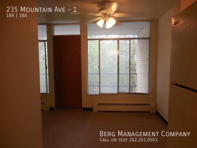 Building Photo - 235 Mountain Ave Unit 1