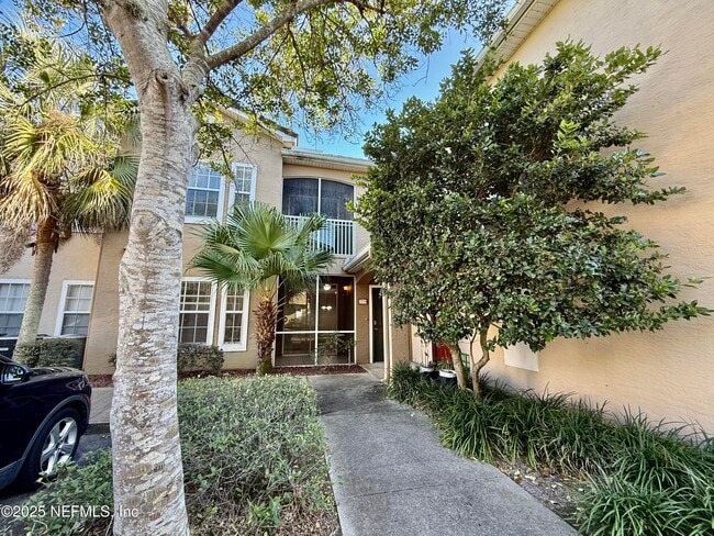 Building Photo - 10075 GATE N Pky Unit 2709