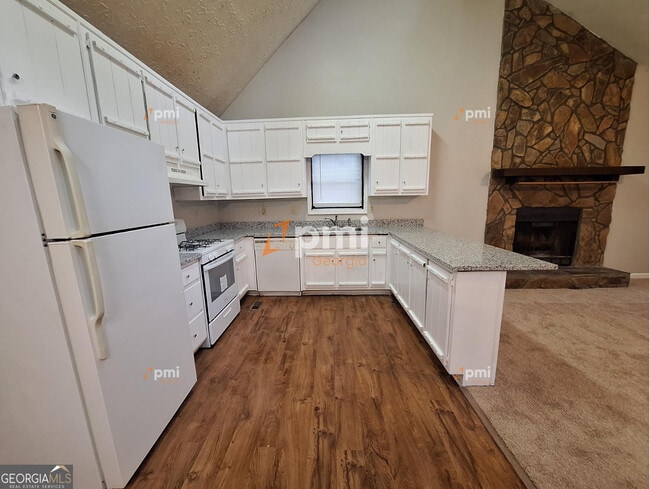 Photo - 5955 Sutton Pl
