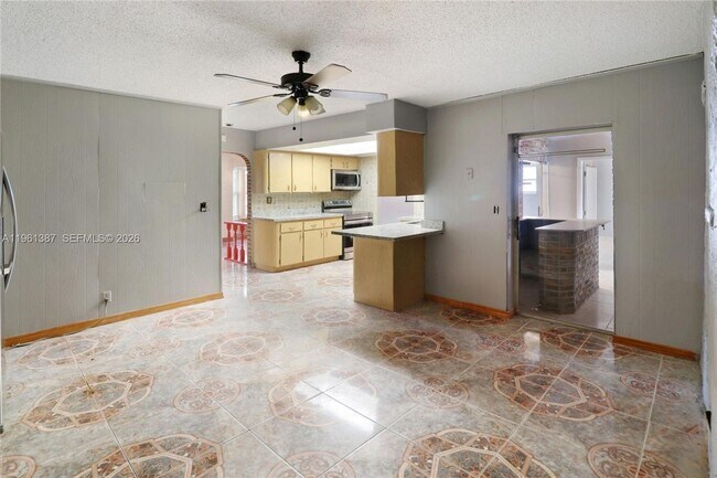 Photo - 3241 NW 40th St