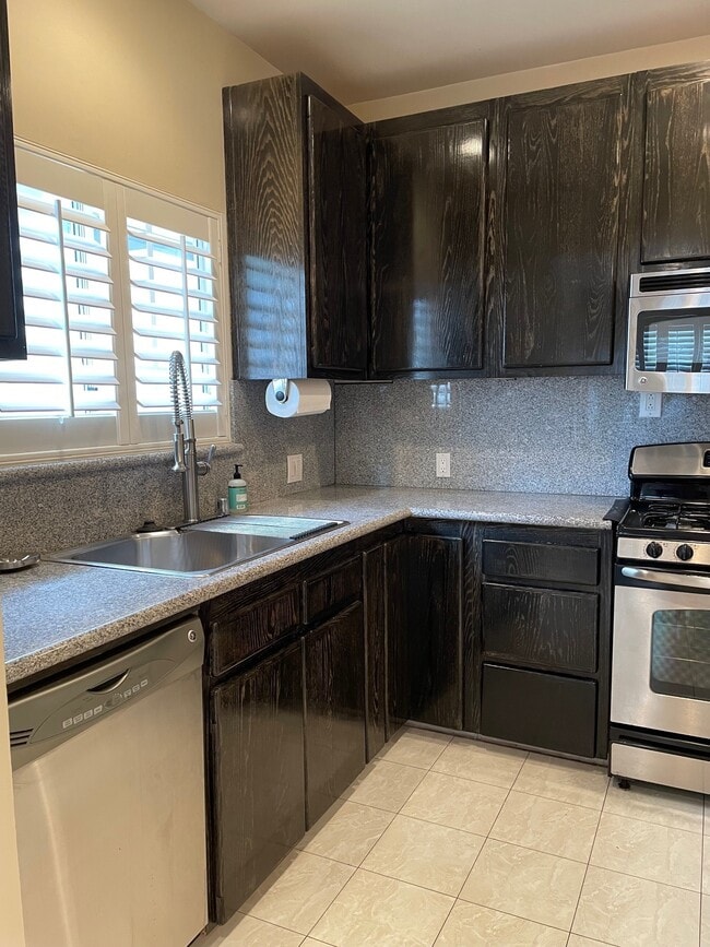 Photo - 2402 34th St Unit A