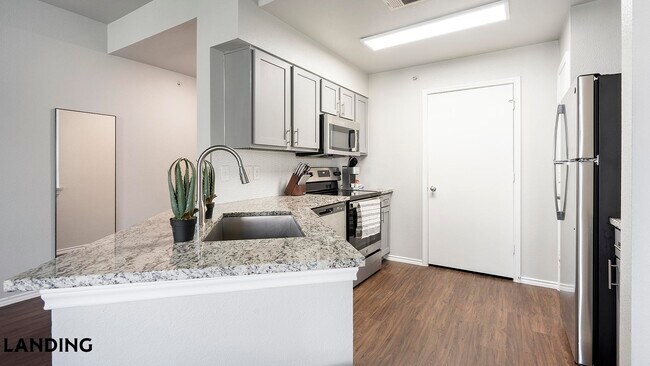 Photo - 11139 Culebra Rd Unidad 4303