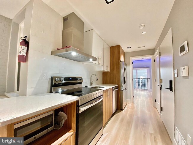 Photo - 1811 Willington St