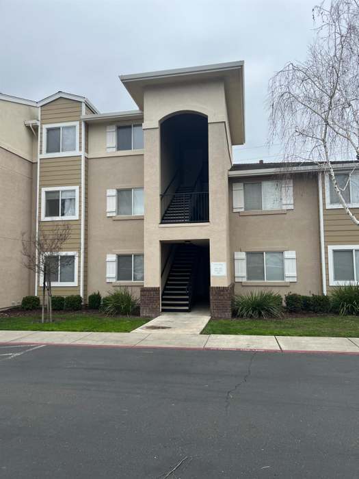 Photo - 565 Peerless Way Unit 302