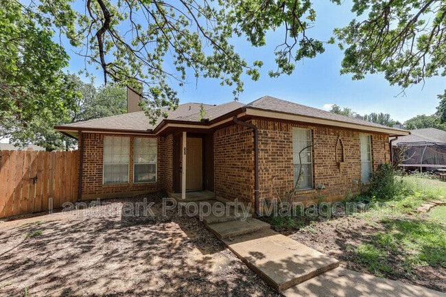 Photo - 32 Shady Valley Ct