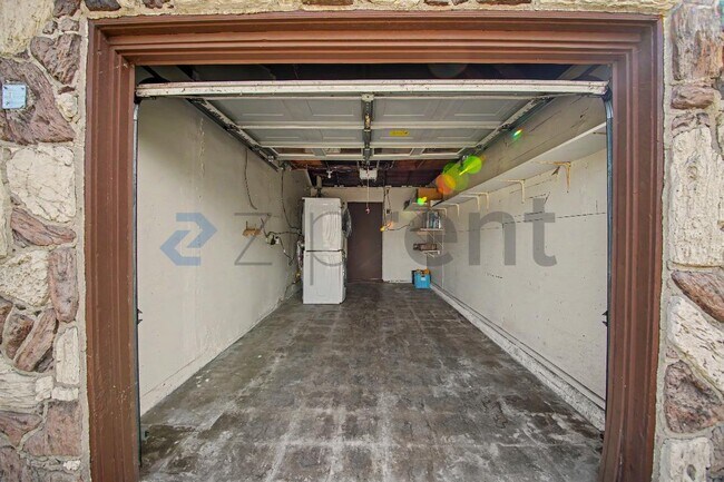 Photo - Unit