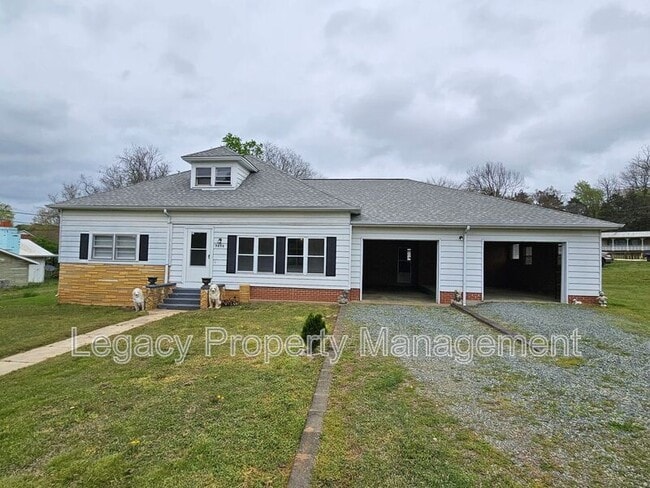 Photo - 3050 Swepsonville-Saxapahaw Rd House