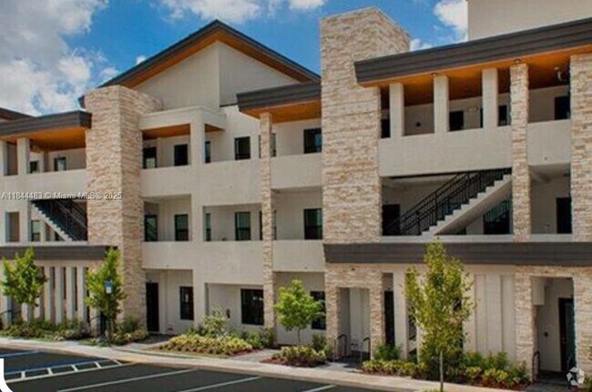 Building Photo - 7825 NW 104th Ave Unit 4 Rental