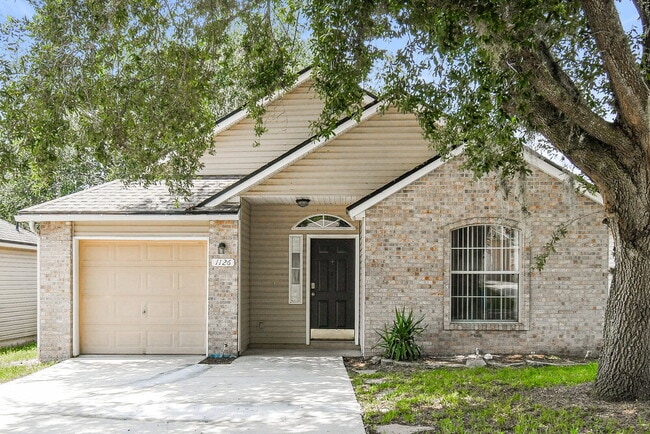 Building Photo - 1126 Brookwood Bluff Rd E