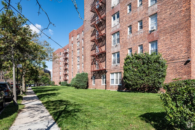 Photo - Seagirt Apartments