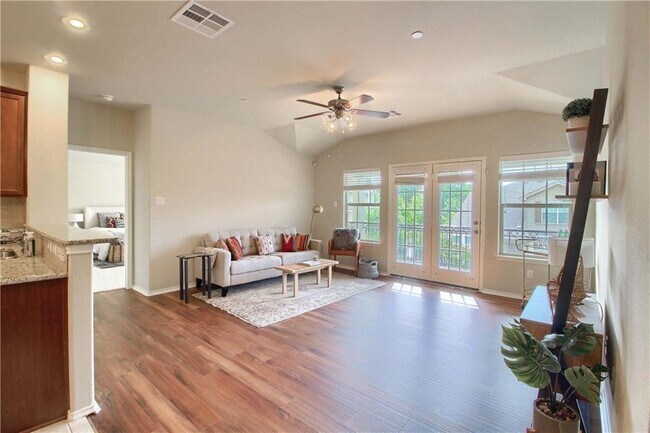 Photo - 3101 Davis Ln Unit 8701