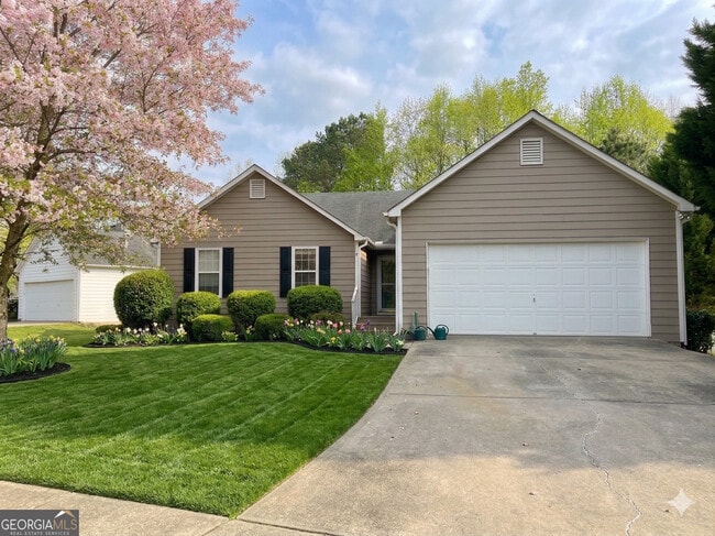 Building Photo - 865 Riverside Walk Crossing NE