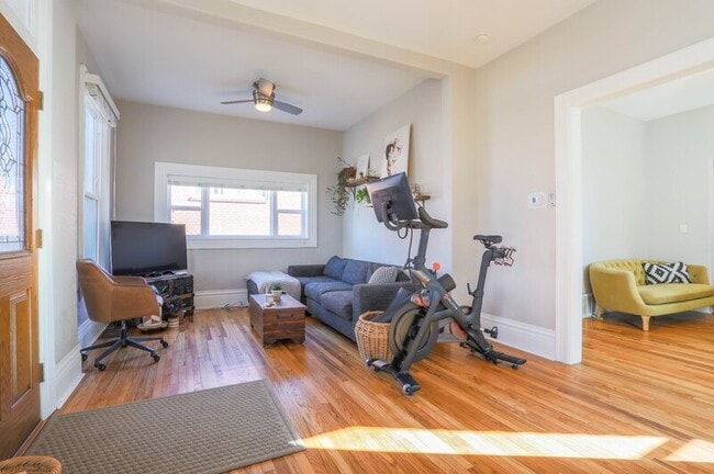 Photo - 2220 W 31st Ave