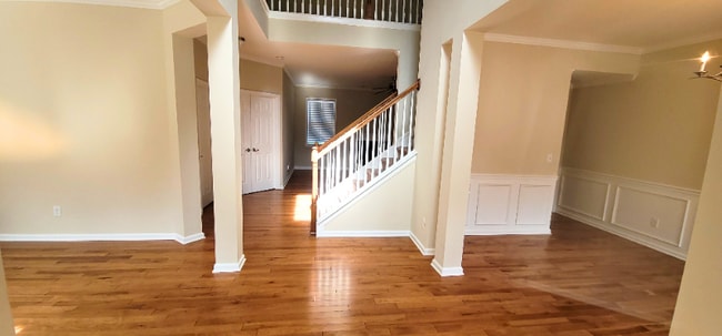 Photo - 2 Dansford Ln