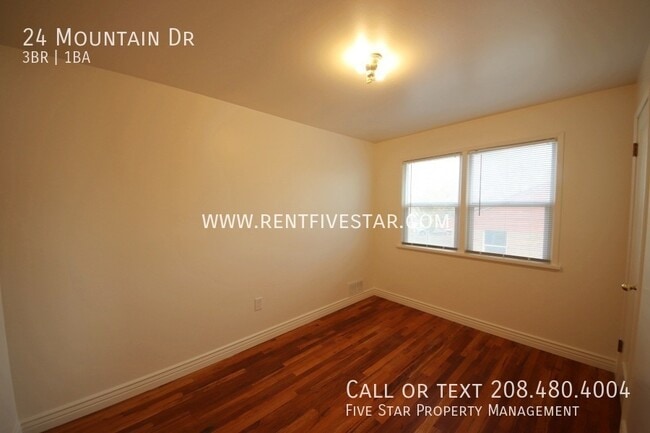 Photo - 24 Mountain Dr