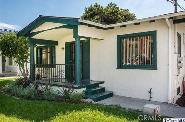 Building Photo - 1802 E Glenoaks Blvd