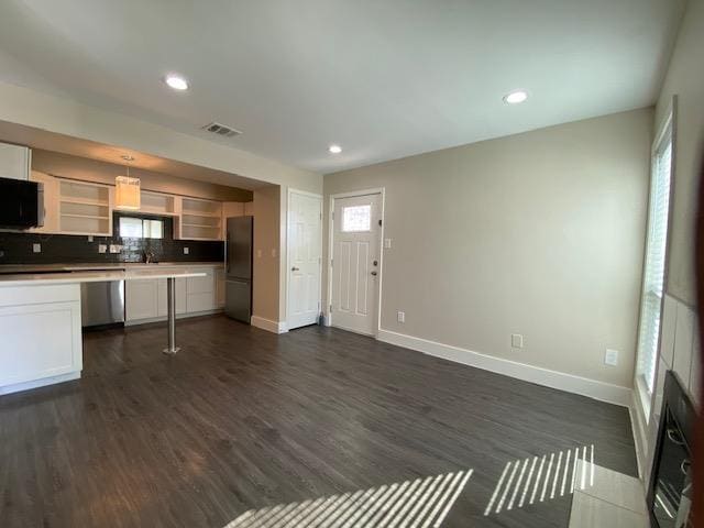 Building Photo - 935 La Posada Dr Unit 218