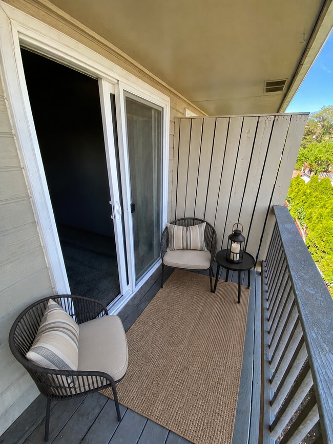 Photo - The Selah Apartment You’ve Been Searching For! Unit 19