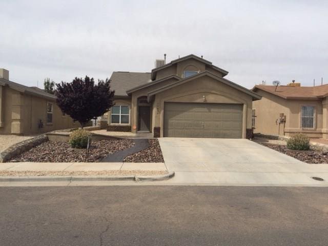 Building Photo - 14025 Tierra Vianey Dr Rental