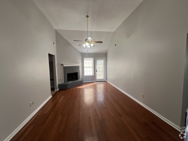 Building Photo - 3315 Tulane Rd W Rental