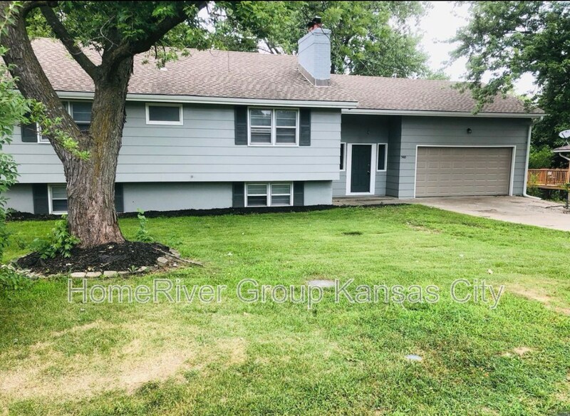 Photo - 5410 NE Meadowbrook Rd House
