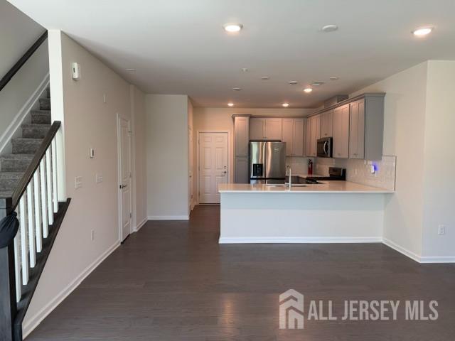 Photo - 202 Lyla Ln
