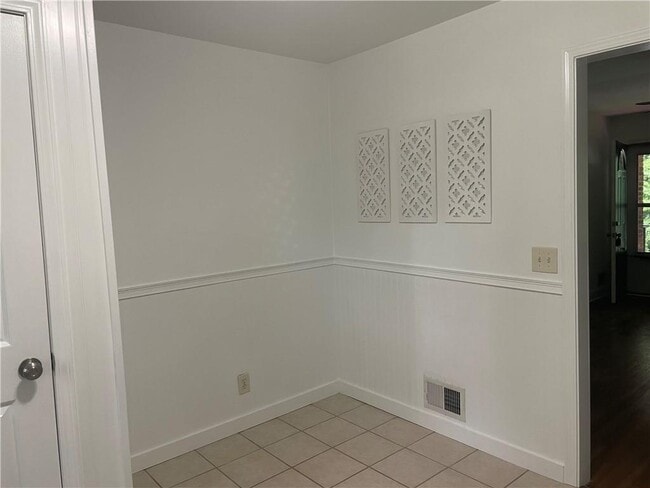 Photo - 4260 S Lakeshore Dr