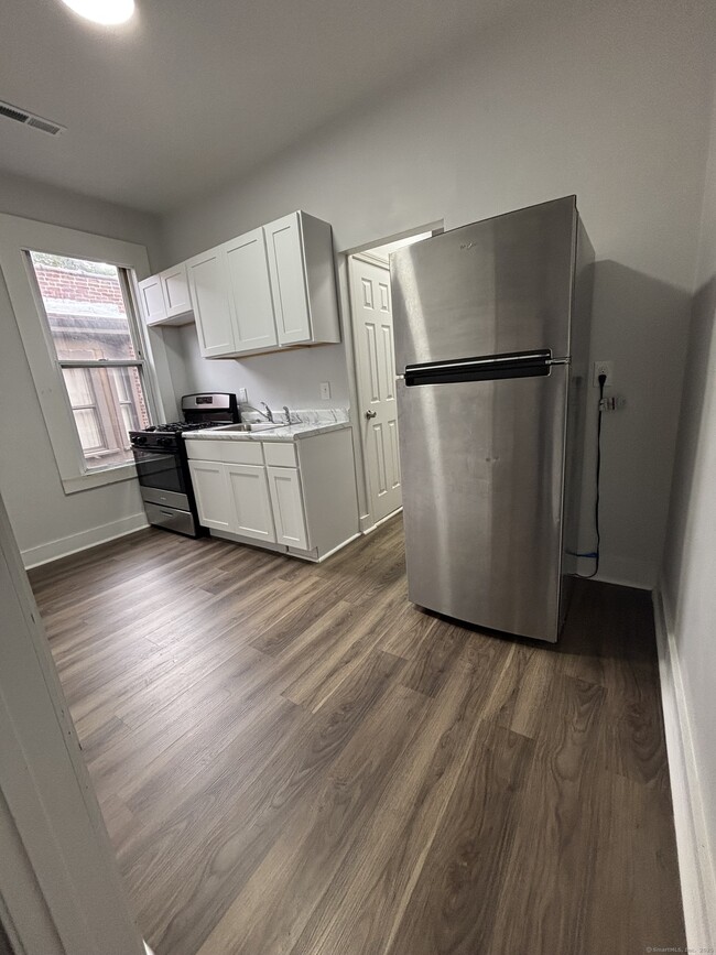 Photo - 81 W Main St Unit 13