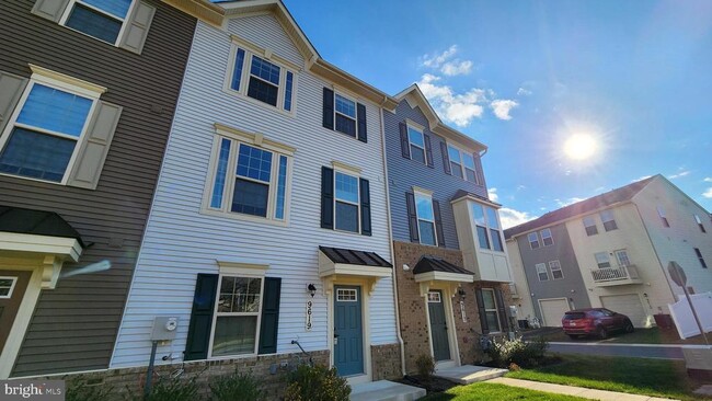 Photo - 9619 Tall Oaks Rd Townhome