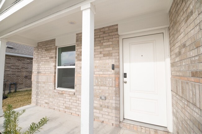 Photo - 18663 Scopello Dr