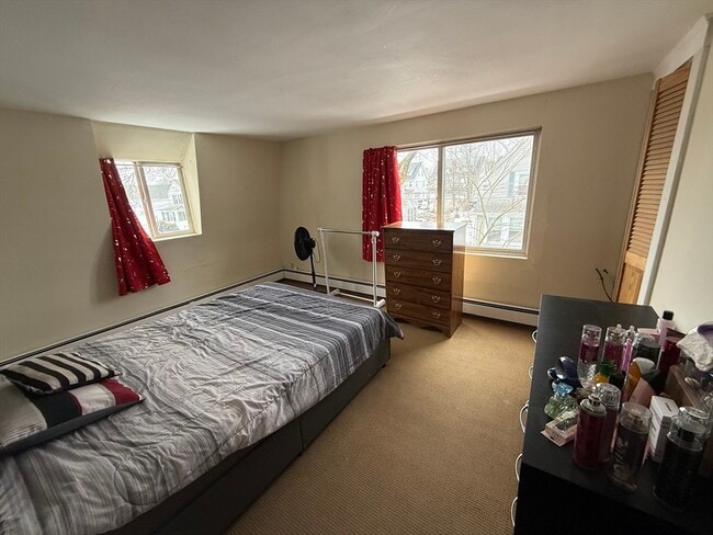 23 Kingsbury St Unit 2